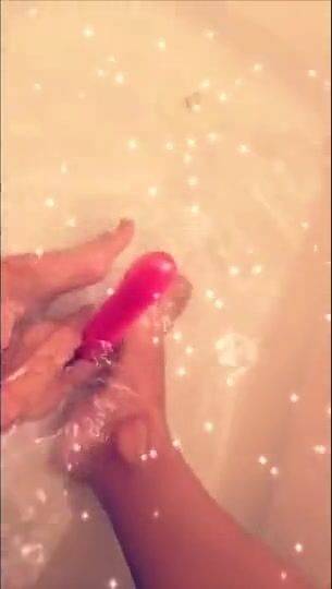 Tia Cyrus bathtub dildo riding onlyfans porn videos on leaks.pics