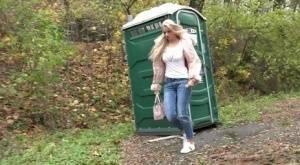 Blonde Katy Sky has to drop her jeans & pee in public because of locked toilet on leaks.pics