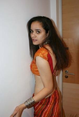 Indian princess Jasime takes her traditional clothes and poses nude - India on leaks.pics
