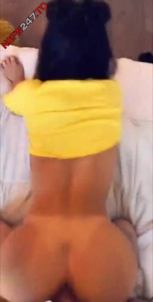 Mia Screams hard fucked on bed snapchat premium xxx porn videos on leaks.pics