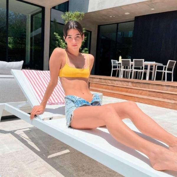 Charli D’Amelio Poolside Bikini Strip Posing Set  - Usa on leaks.pics