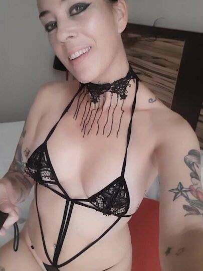 Adeline Lafouine sexy lingerie on leaks.pics