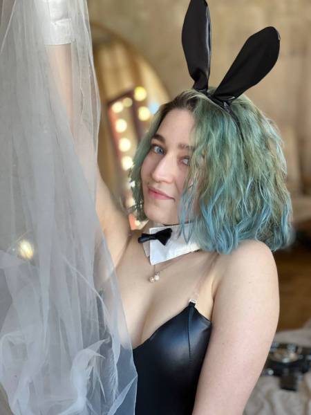 Nicole Roug lovely bunny girl on leaks.pics