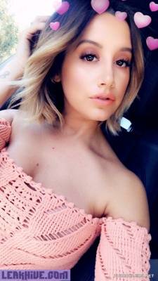  Ashley Tisdale Flashing Her Nipple And Side Boob on leaks.pics