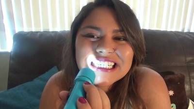 Briellajaden111 vanessa rocks her first ever mouth tour teeth gag reflex uvula fetish XXX porn videos on leaks.pics