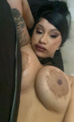 Cardi B Accidental Instagram Nipple Set  - Usa - New York on leaks.pics