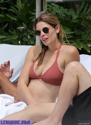  Ashley Greene Relaxing In A Bikini in Miami Beach on leaks.pics