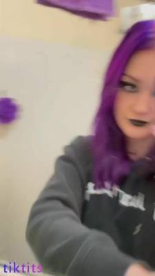 Goth girl shows her small plum tits - leaknud.com