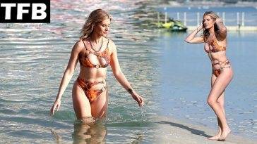 Sarah Jayne Dunn Displays Her Sexy Body in a Bikini on the Beach in Dubai on leaks.pics