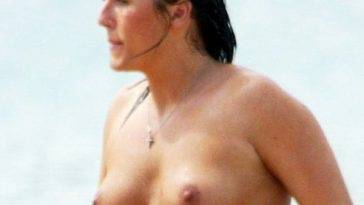 Fat Jessie Wallace Topless in the Caribbean on leaks.pics