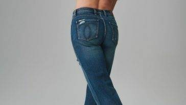 Brooke Shields Goes Topless For Jordache Jeans on leaks.pics