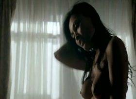Kira Clavell Sex Scene on leaks.pics