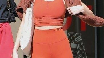 Kendall Jenner Brings Her Orange Tones Out For Pilates in WeHo - fapfappy.com