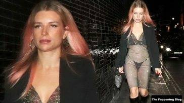 Lottie Moss Shows Everyone What She 19s Working With as She Attends Betsy-Blue English 19s Party - Britain on leaks.pics