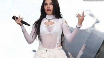 Busty Mabel Performs at Radio 1 Big Weekend in Coventry on leaks.pics