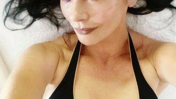 Catherine Zeta-Jones Sexy (1 Photo) on leaks.pics