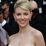Scarlett Johansson Shows Up At The Oscars Topless on leaks.pics