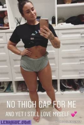 Leaked Demi Lovato Cameltoe And Ass Selfie Photos on leaks.pics