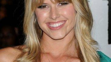 Sarah Wright Olsen Sexy Collection on leaks.pics