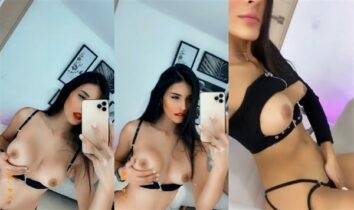 Hanna Miller Nude Pussy Teasing Porn Video  on leaks.pics