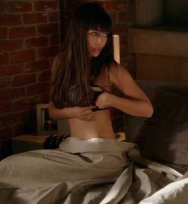Hannah Simone is wildly underrated on leaks.pics