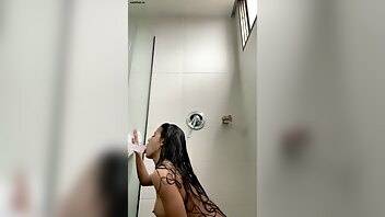 Andrea Montoya shower show on leaks.pics