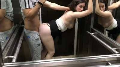 Love in an elevator. on leaks.pics