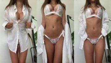 Sophie Mudd Nude Lingerie Striptease Video Leaked - lewdstars.com