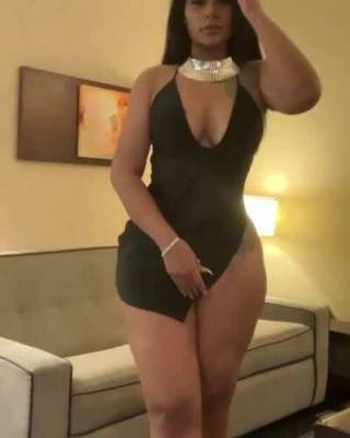 She cool as fuck in person and her cam private shows are lit on leaks.pics