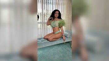 Malu Trevejo BTS Sexy Lingerie OnlyFans XXX Videos Leaked - leaknud.com