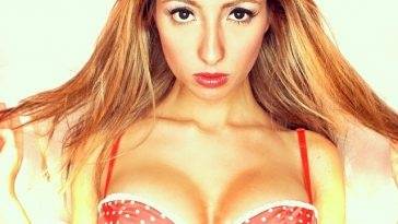 IWantMyLauren / Lauren Francesca Sexy Cleavage and Bikini (63 pics) on leaks.pics
