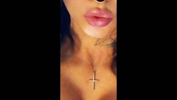 Tiffany Rose black g-string teasing & dildo snapchat premium porn videos on leaks.pics