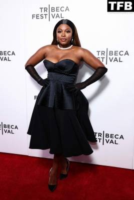Naturi Naughton Displays Her Cleavage at the 2022 Tribeca Festival in New York - New York on leaks.pics