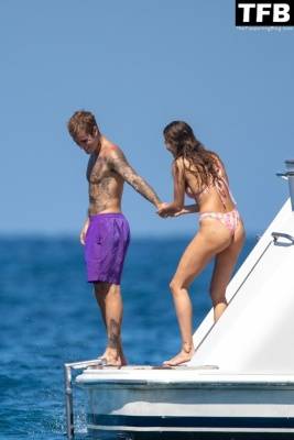 Hailey & Justin Bieber Enjoy Their Romantic Getaway in Cabo San Lucas on leaks.pics