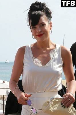 Lily Allen Arrives by Boat and Crosses the Croisette in Front of the Martinez Hotel During the Cannes Film Festival on leaks.pics
