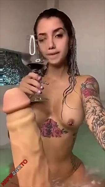 Agata Ruiz bathtub tease & dildo blowjob snapchat premium xxx porn videos on leaks.pics