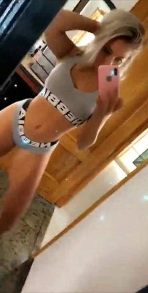 Paola Skye sexy in front of mirror view snapchat premium xxx porn videos on leaks.pics