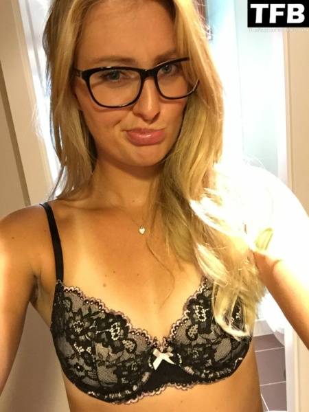 Kristina Mladenovic Sexy  The Fappening on leaks.pics
