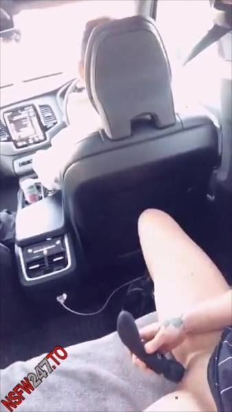 Mrs Bad pussy play on car backseat snapchat premium xxx porn videos on leaks.pics