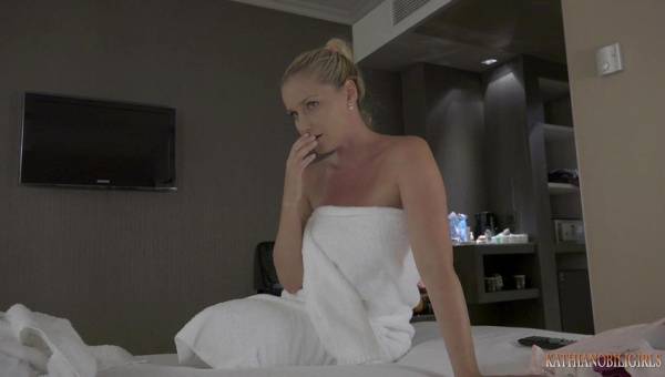 Kathia Nobili - Dirty lessons with your sister in hotel on leaks.pics