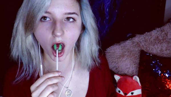 Aftyn Rose ASMR - Lollipop Licking and Sucking on leaks.pics