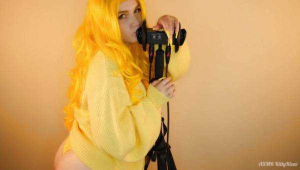 Kitty Klaw ASMR - Yellow - Licking and Mouth sounds on leaks.pics