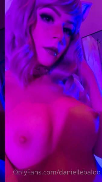 Danielle Beaulieu nude on leaks.pics