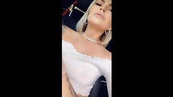 Layna boo pussy fingering in car snapchat premium xxx porn videos on leaks.pics