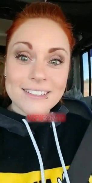 Chrissy Leblanc flashing in car snapchat premium xxx porn videos on leaks.pics