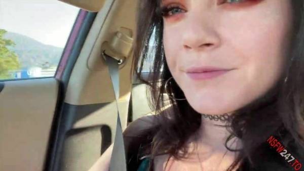 Emily Lynne tease in car onlyfans porn videos on leaks.pics