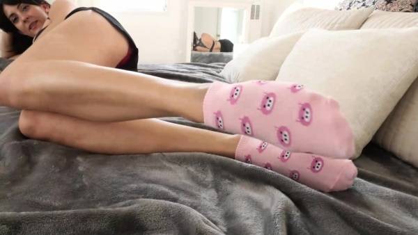 Stella liberty pink sock tease soles smelling foot XXX porn videos on leaks.pics
