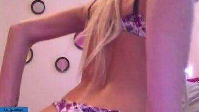 Sexy Tiffanywatsonx Striptease Onlyfans Video  on leaks.pics