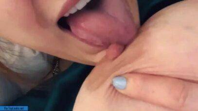 Tessa Fowler Nipple Sucking OnlyFans Video  nudes on leaks.pics