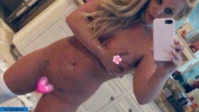 Hot Top Britney Spears Naked Photos on leaks.pics